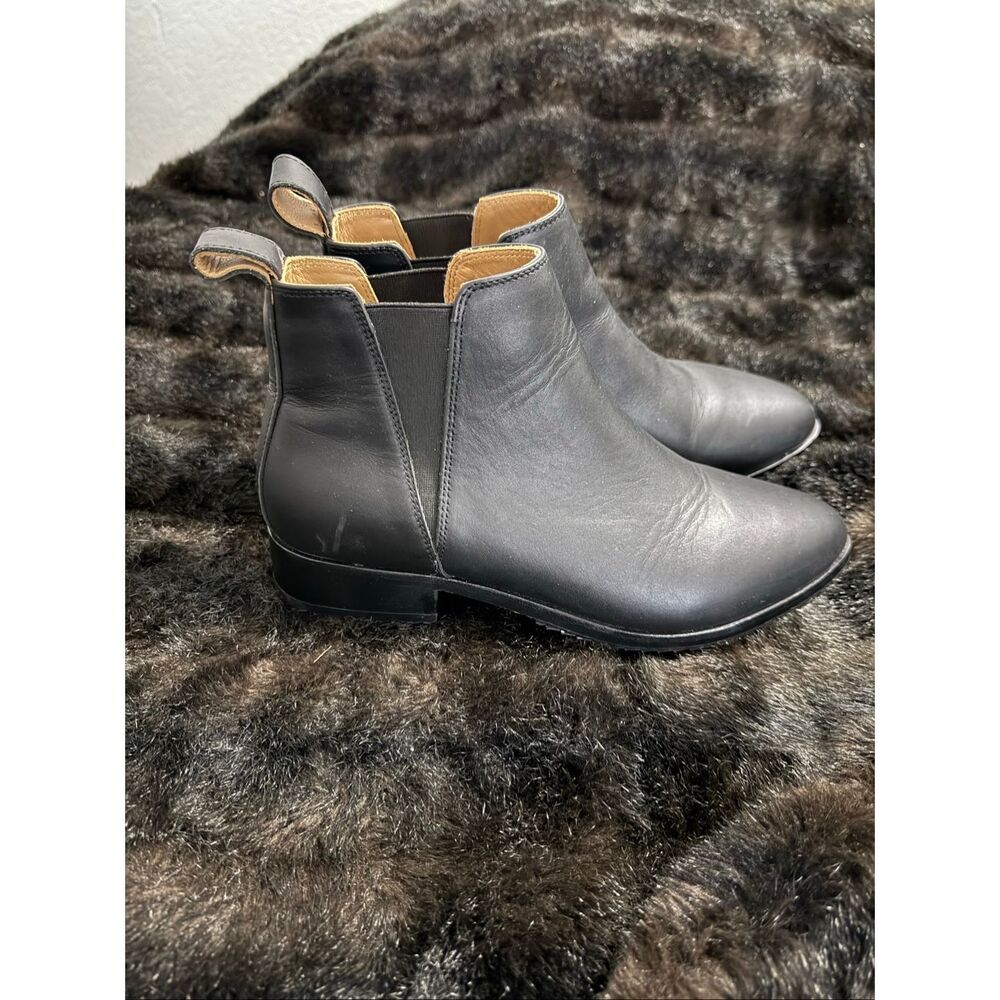 Nisolo Black‎ Classic Chelsea Commuter Boot, Size 7.5 Shoes booties